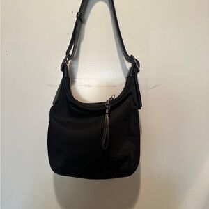 Vintage Coach Elegant Black Shoulder Bag
